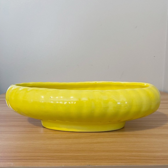 Vintage 50s | Frank Moreno | MCM Lemon Yellow Planter - Picture 12 of 14